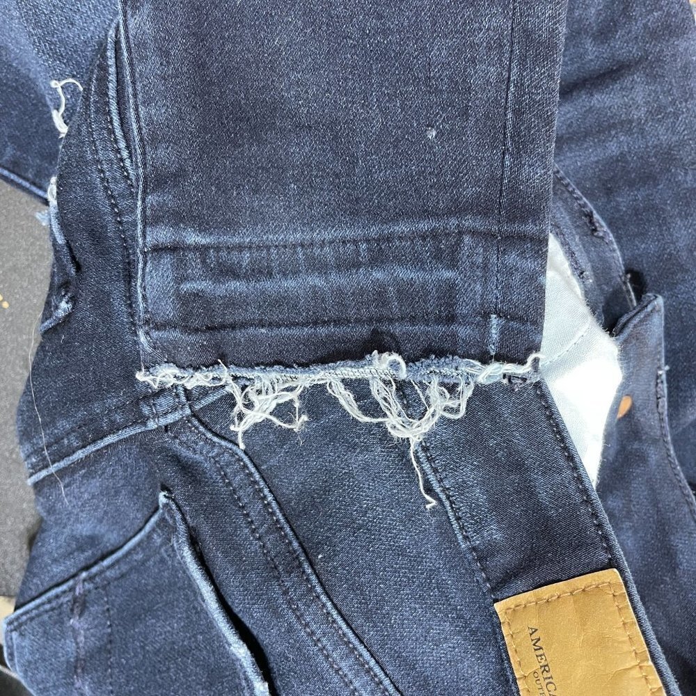 American Eagle Hi-Rise Jegging Dark Wash Raw Hem Size 0 - Picture 9 of 10